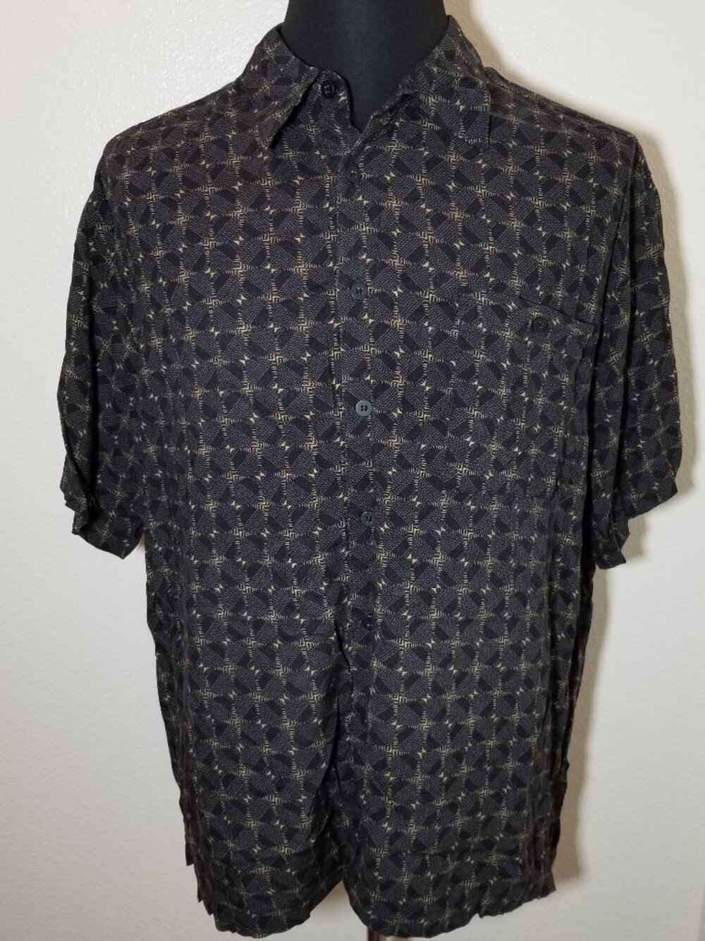 Islander Mens XL Hawaiian Button Up Shirt Black Short Sleeve Island Aloha Beach